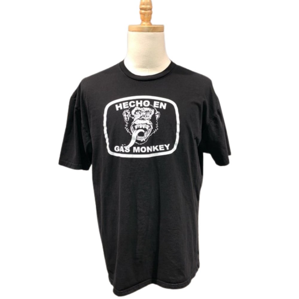 Gas Monkey Garage Hecho En Gas Monkey Black and White Graphic Tee